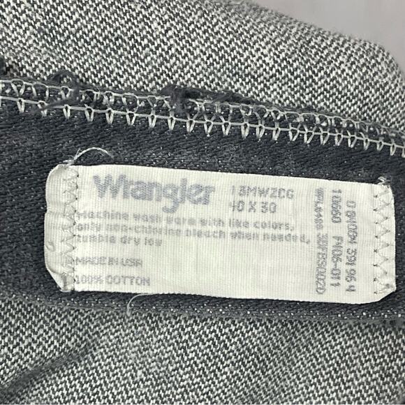 Wrangler Grey 13MWZCG Jeans. Size 40x30. In excellent condition! - Picture 4 of 5